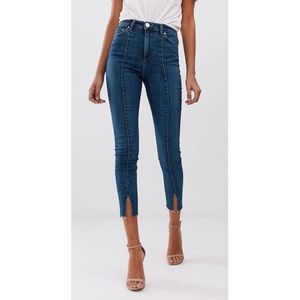 Cropped Skinny Jean w/ front-seam/slit-hem detail